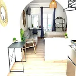 Aeolian Blu 4 Apartment