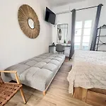 Aeolian Blu 4 Apartment *