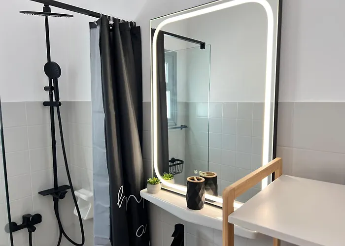 Aeolian Blu 4 * Paro